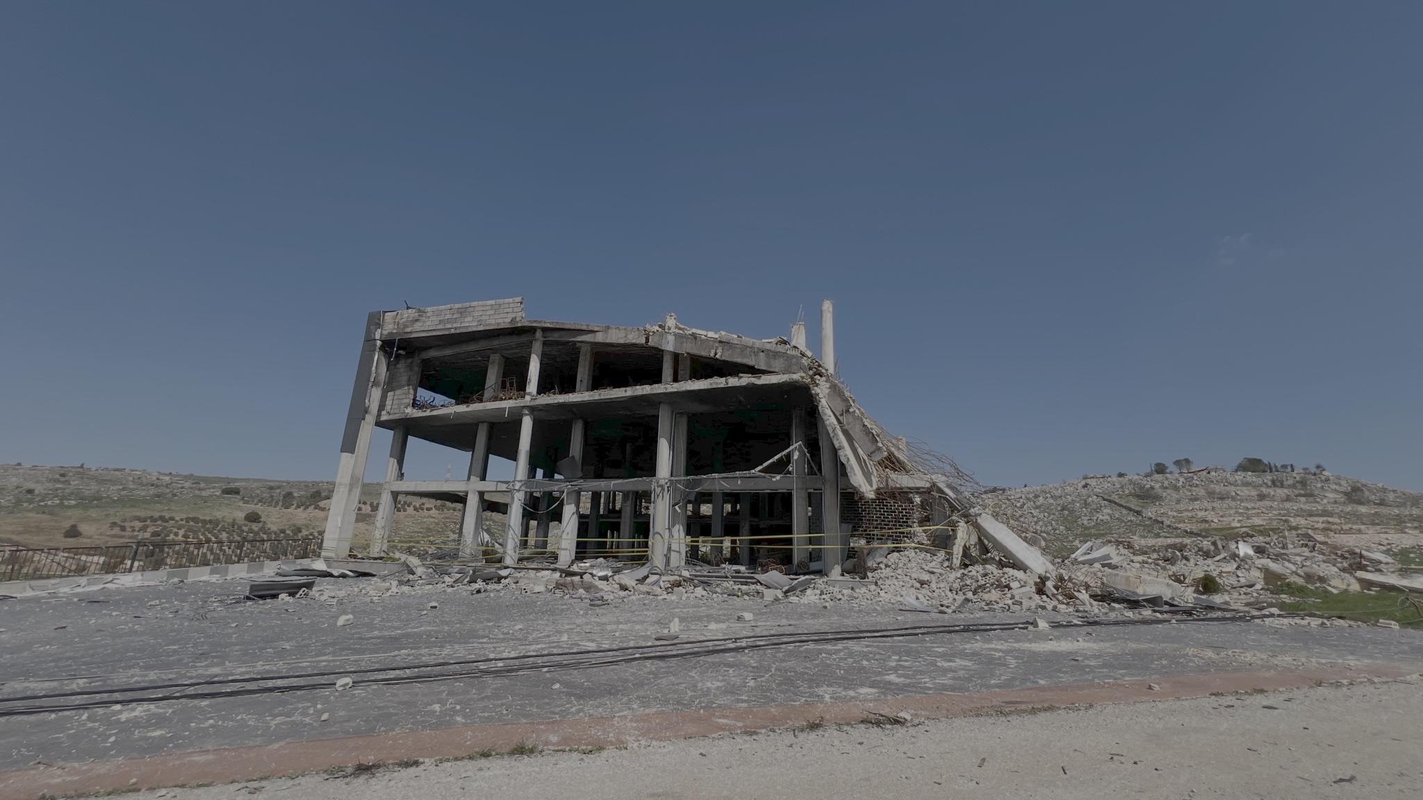 The destroyed Hazimeh Home Line mall building in Mays Al Jabal, South Lebanon